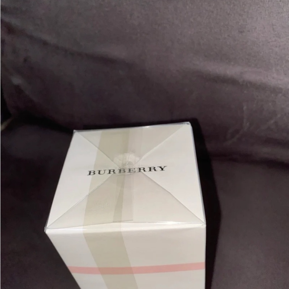 NWT- Burberry Touch For Women Eau de Parfum - Picture 5 of 5